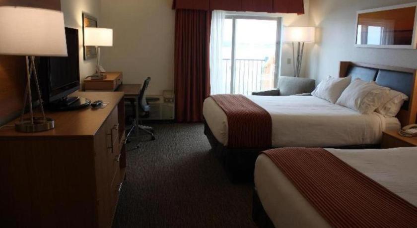 Holiday Inn Express Munising-Lakeview Hotel By Ihg Exterior foto