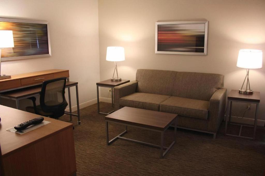 Holiday Inn Express Munising-Lakeview Hotel By Ihg Exterior foto